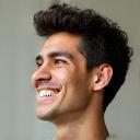 Headshot of Pedro Souza, a satisfied student